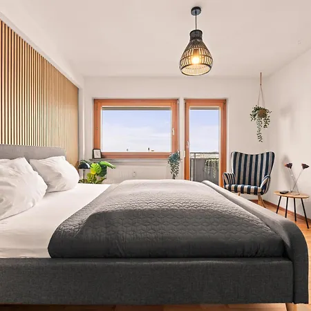 Fewo Bodensee I See- Und Bergsicht I Balkon I Parkplatz I Wlan * 腓特烈港