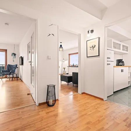 Bodensee - See- Und Bergsicht 아파트