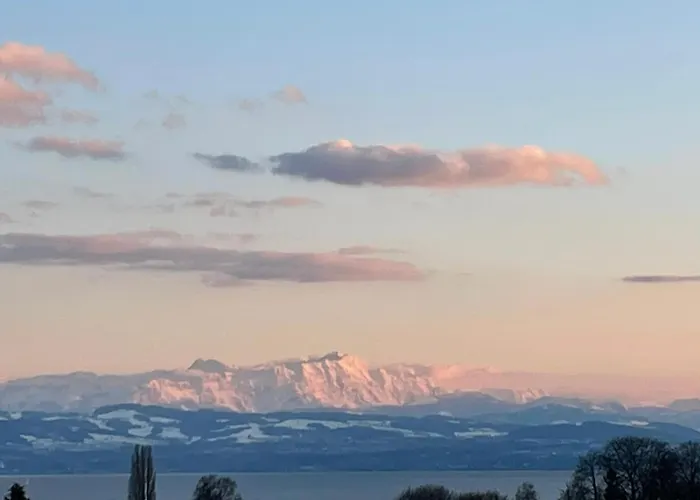 Апартаменты Bodensee - See- Und Bergsicht